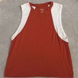 Size M splits 59 flowing tank top